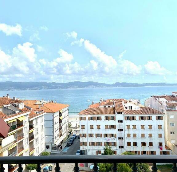 Sanxenxo A Un Minuto Playa Vistas Y Garage 8pax