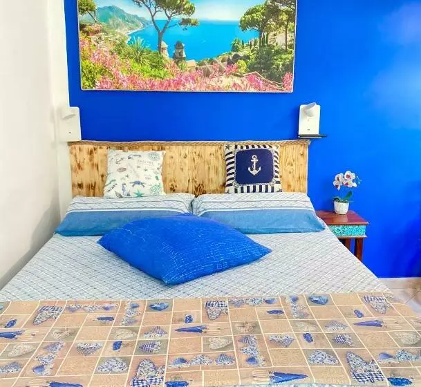 تختخواب و صبحانه Blu Airport Room Fiumicino
