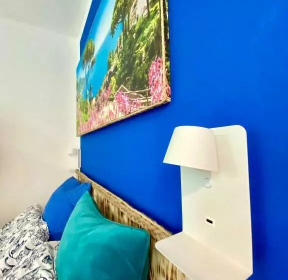 تختخواب و صبحانه Blu Airport Room Fiumicino