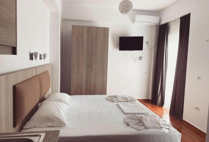 Bed and Breakfast Guest House Ksamil