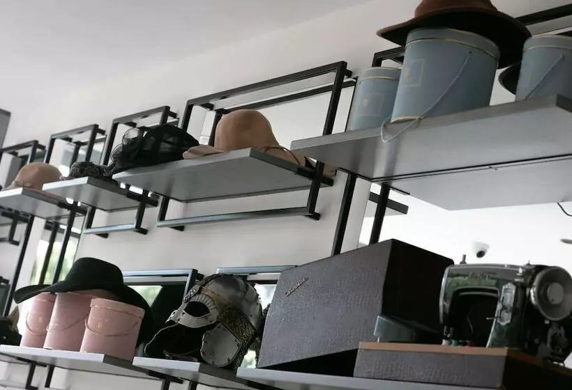 Sadie Best Western Hotel At Luton