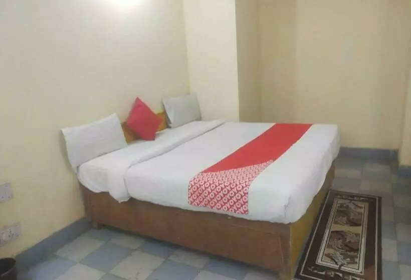 ホテル Spot On 90580 Sai Astha Guest House