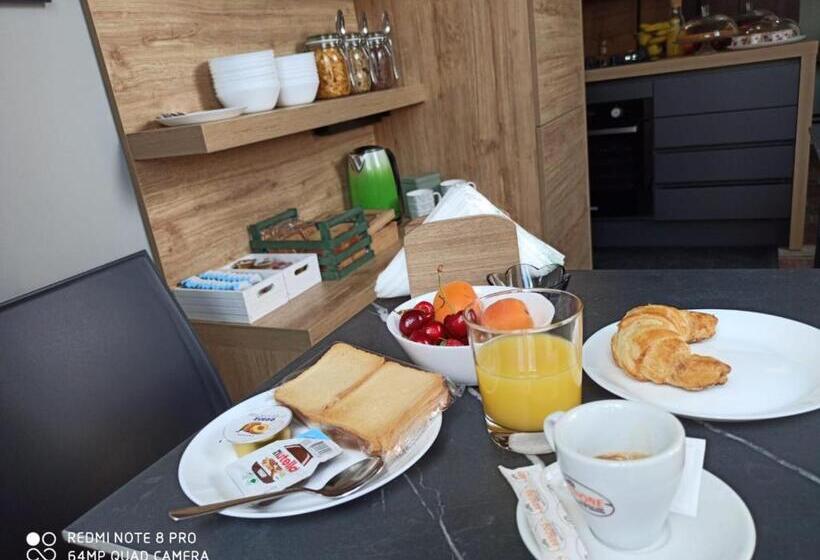 Palazzo Lupinacci Dimora Storica Bed And Breakfast