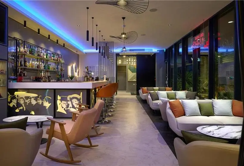 Sadie Best Western Hotel At Luton
