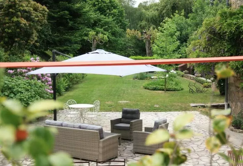 Aamiaismajoitus (B&B) Un Jardin Secret