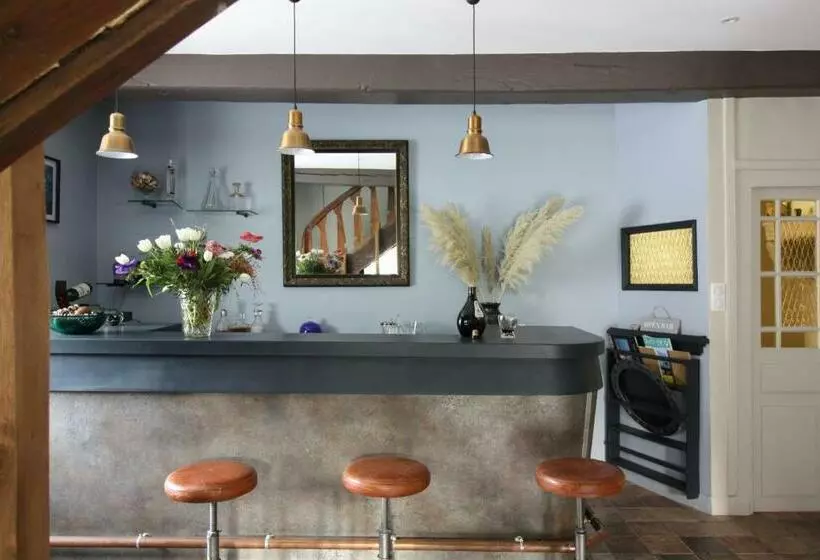 Aamiaismajoitus (B&B) Un Jardin Secret