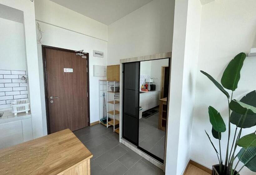 Kuantan Imperium Seaview Cityview By Avenzee