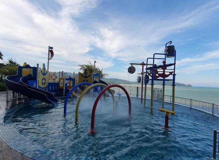 Kuantan Imperium Seaview Cityview By Avenzee