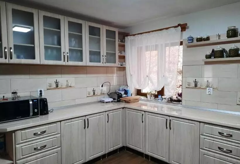 ペンション Izvorul Maleii