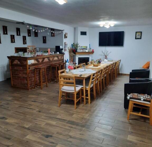 Пансион Izvorul Maleii