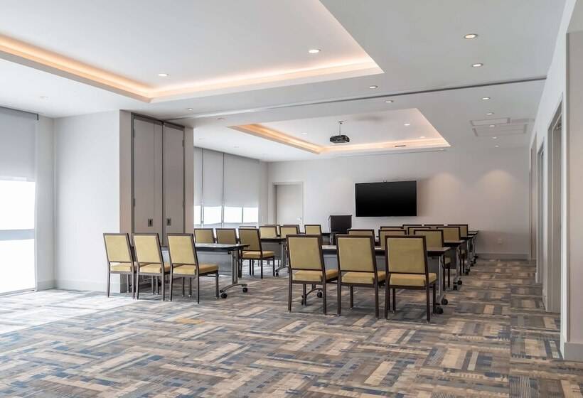 בית מלון כפרי Hyatt Place Gainesville Downtown