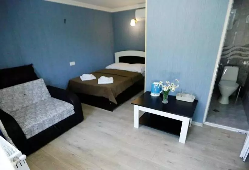 پانسیون Lilia Guesthouse