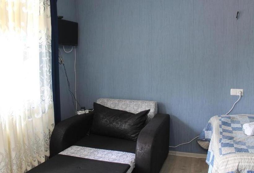 پانسیون Lilia Guesthouse