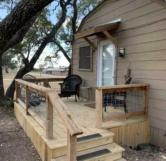 ペンション Tabasco Ranch   Pony Cabin