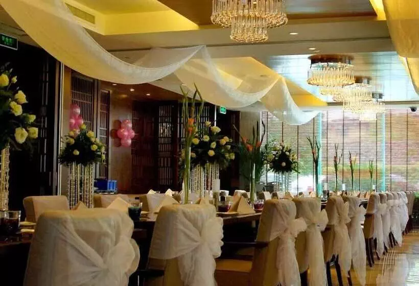 Riviera Hotel Ningbo