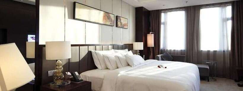 Riviera Hotel Ningbo