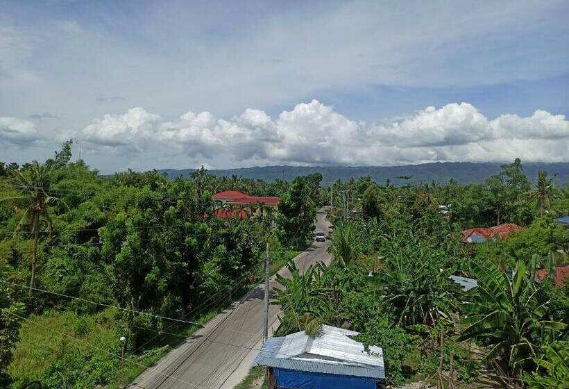 Hostel Junie Pension House