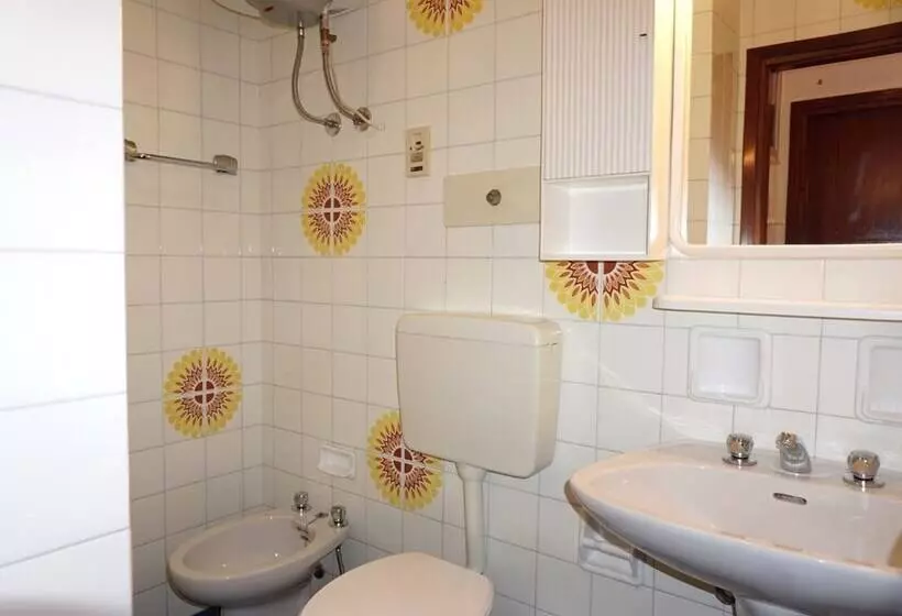 Nice Apartment Next To The Sea