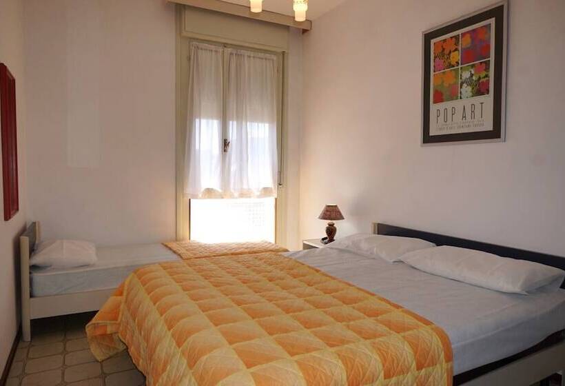 Nice Apartment Next To The Sea