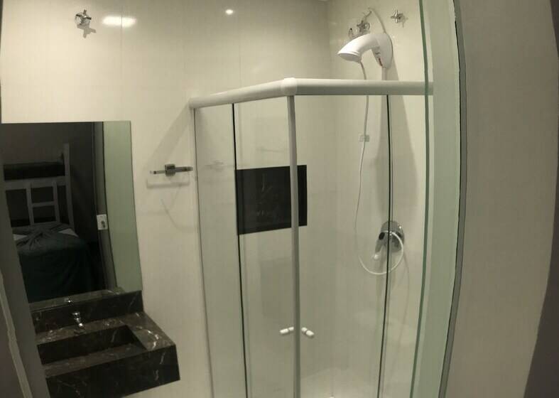 پانسیون Pousada Vip Armação