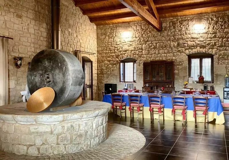 Hotelli Villa Sikè