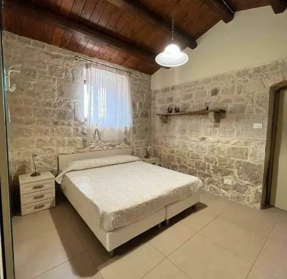 Hotelli Villa Sikè