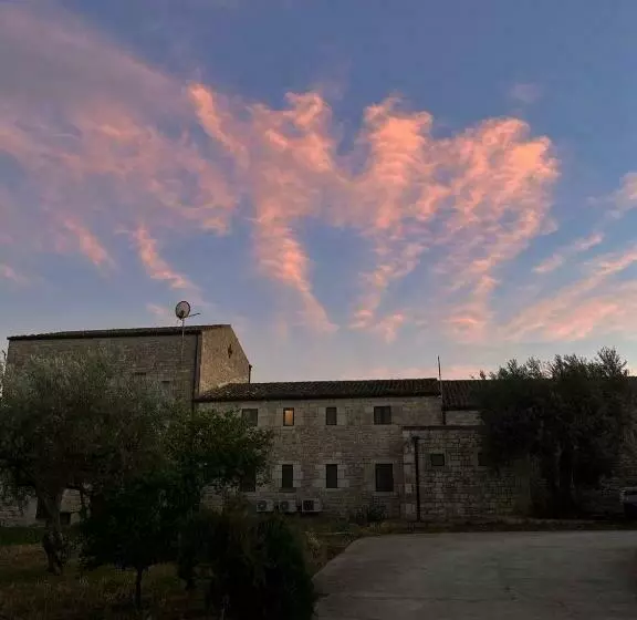 Hotelli Villa Sikè