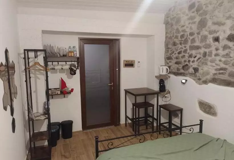 B&b 503 Di Alessio E Orsola