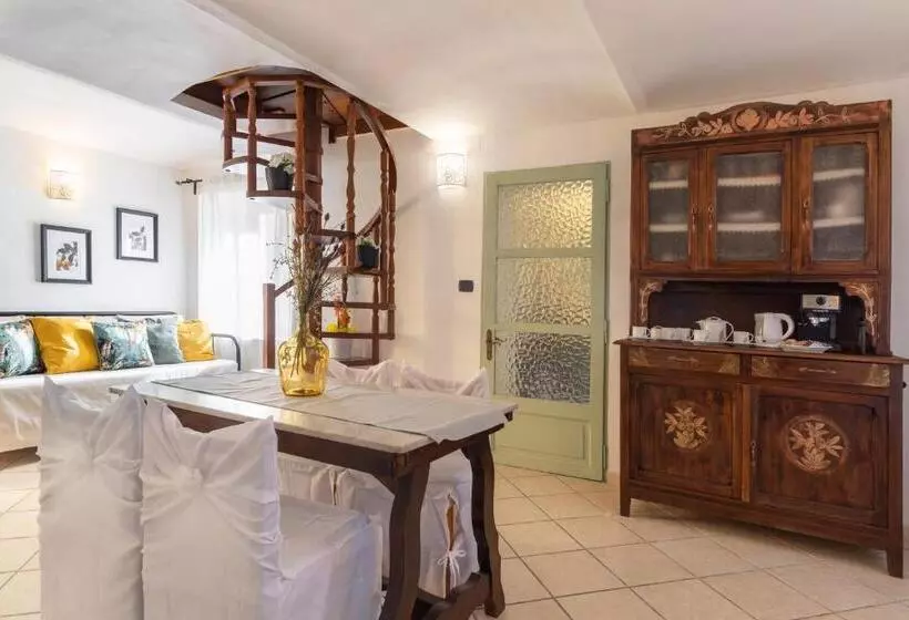 B&b 503 Di Alessio E Orsola