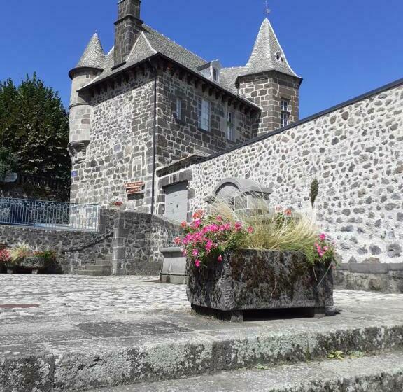 민박 Maison Du Chevalier Des Huttes   Table Et Chambres D Hôtes