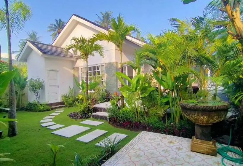 تختخواب و صبحانه Villa Twin Flower