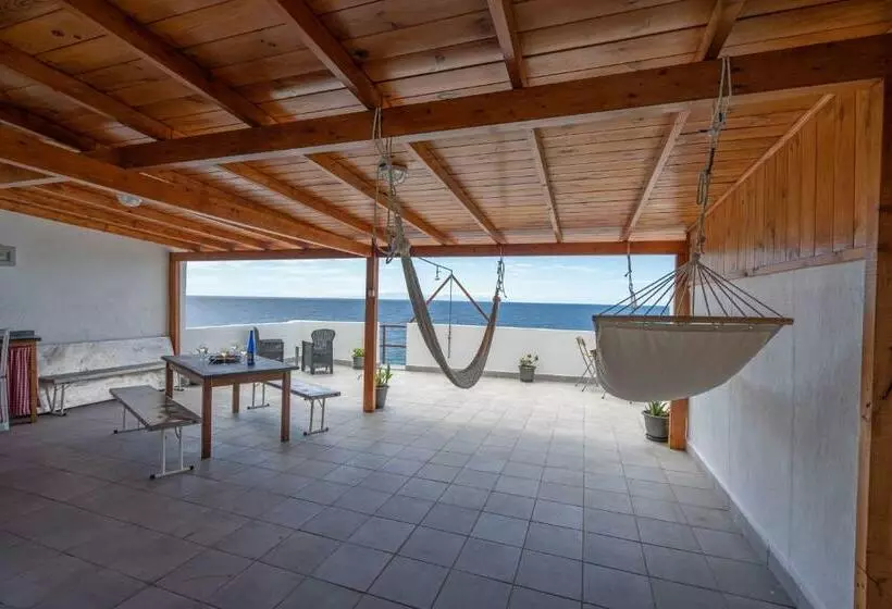 Front Line, Unbeatable Terrace 10m From The Sea