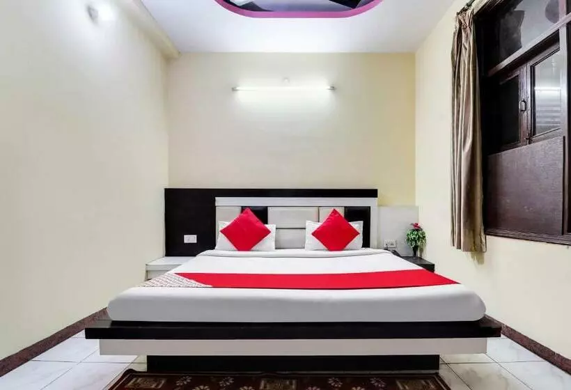 ホテル Akash Deep International By Wb Inn