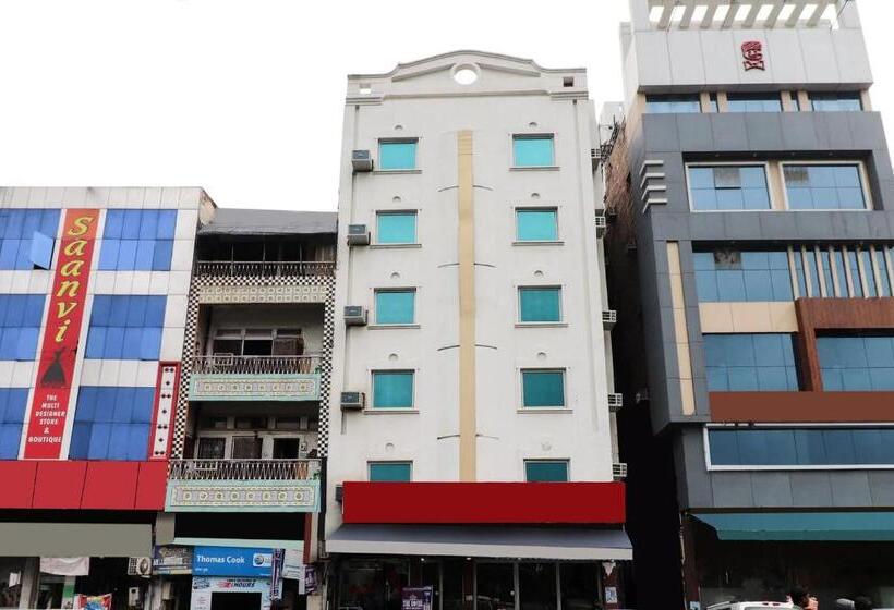 هتل Akash Deep International By Wb Inn