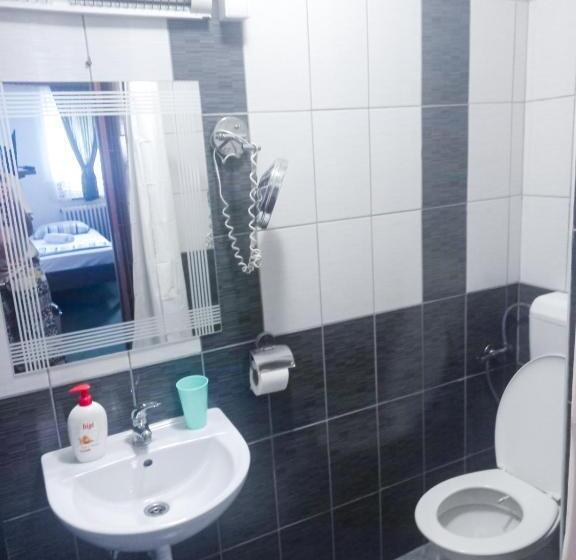 پانسیون Boutique Villa 84