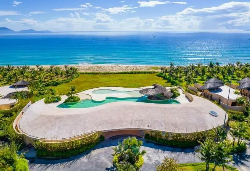 استراحتگاه Ana Mandara Cam Ranh