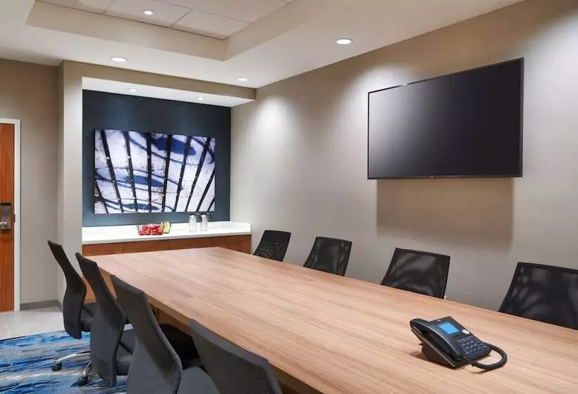 Hotelli Fairfield By Marriott Inn & Suites Laurel