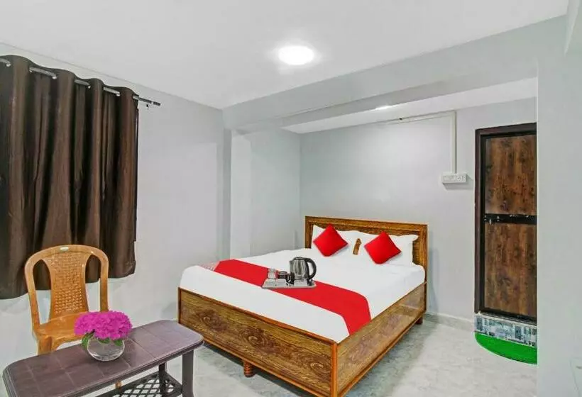 Hotelli Oyo 90210 J D Guest House