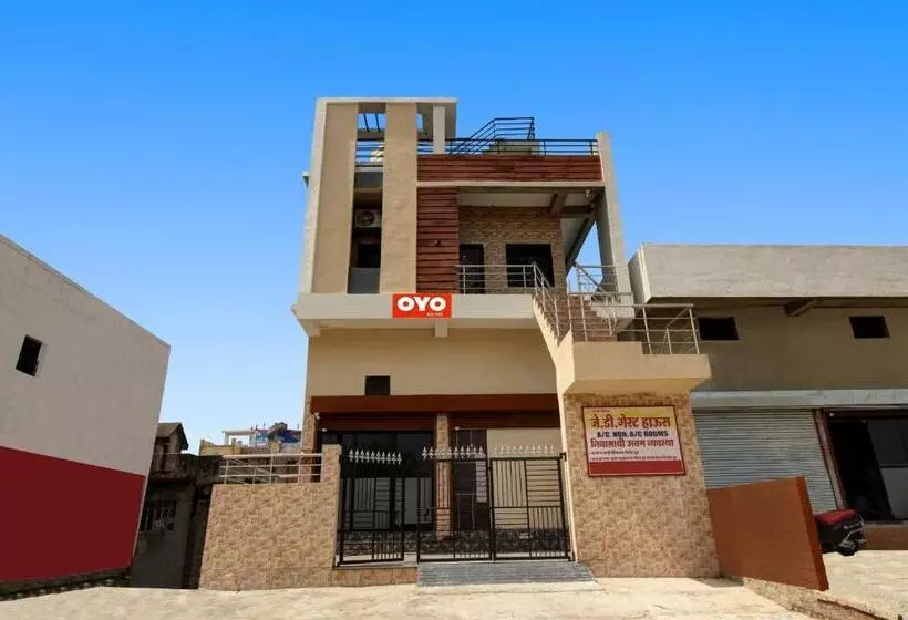 Hotelli Oyo 90210 J D Guest House