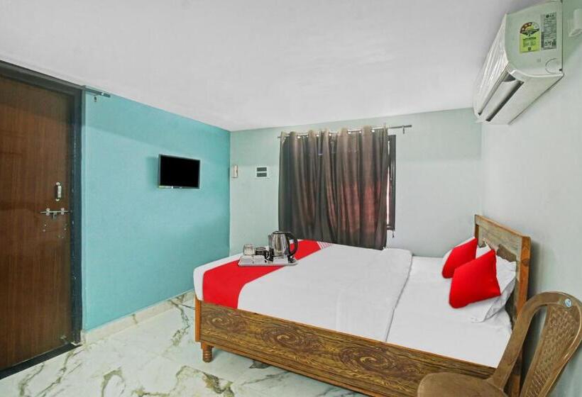 فندق Oyo 90210 J D Guest House