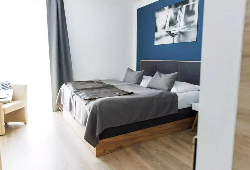 Kracher Hotel Doppelzimmer - Inklusive Pool