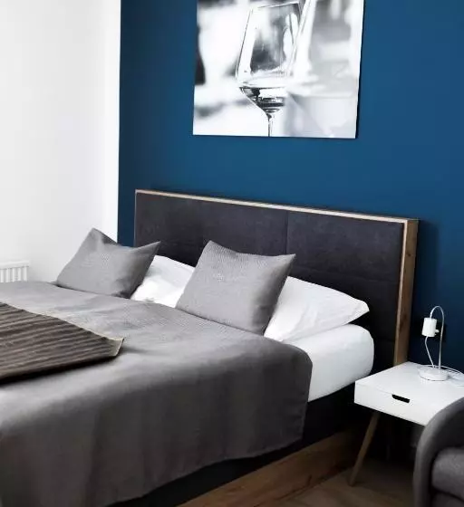 Kracher Hotel Doppelzimmer - Inklusive Pool