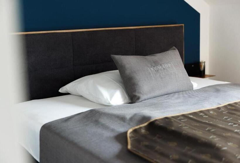 Kracher Hotel Doppelzimmer - Inklusive Pool