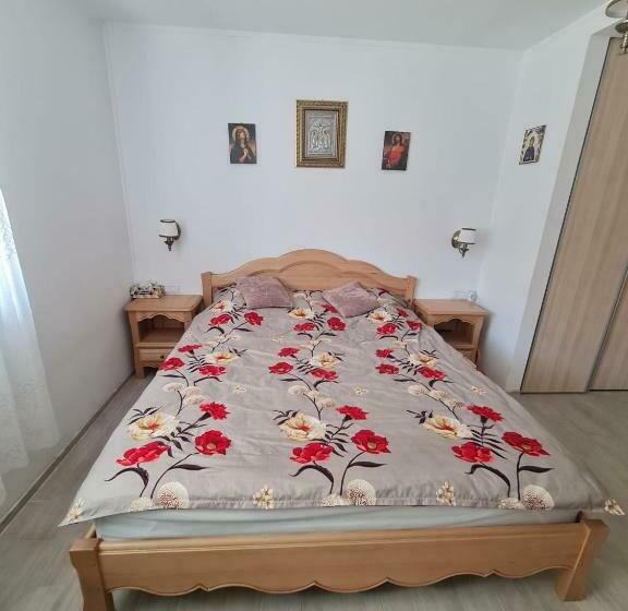 Modern Home With Hot Tube And Free Dinner Included For 2 Nights Booking