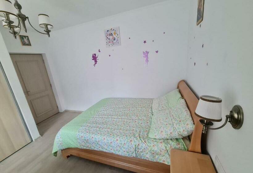 Modern Home With Hot Tube And Free Dinner Included For 2 Nights Booking