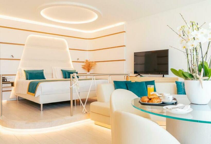 פנסיון New Bussola