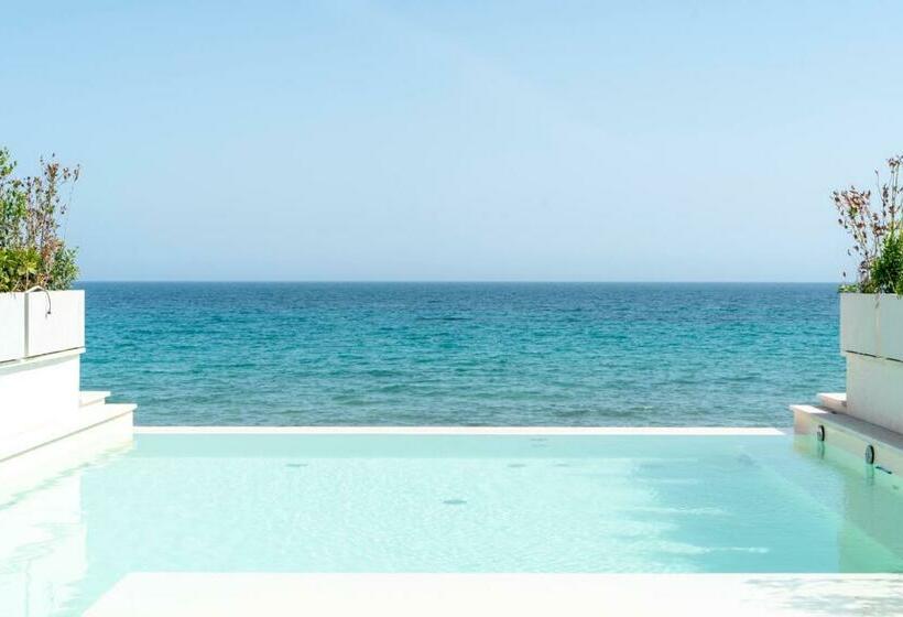 פנסיון New Bussola