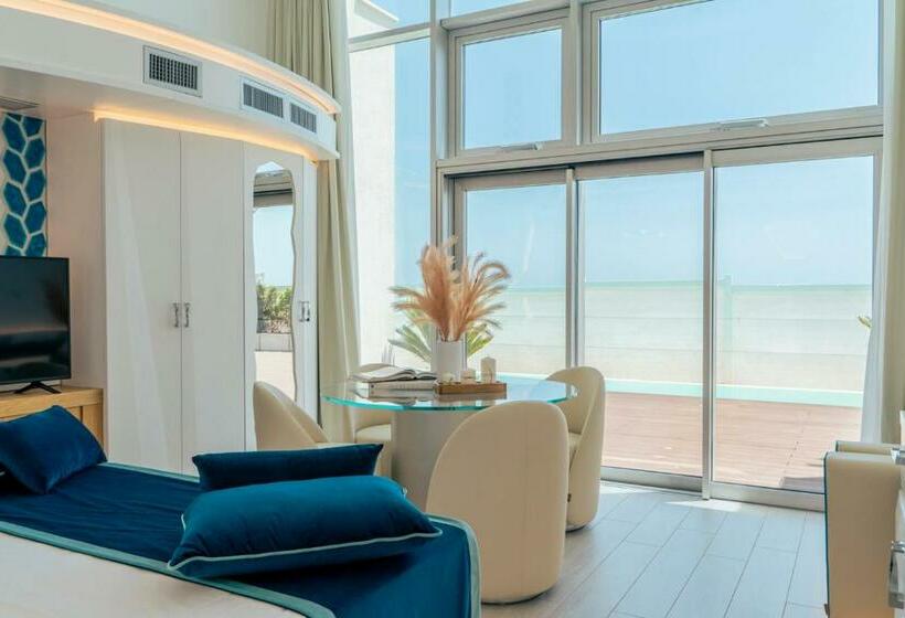 פנסיון New Bussola