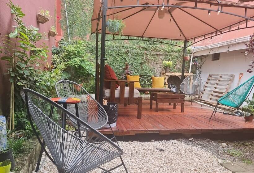 بنسيون Hostel Santafe