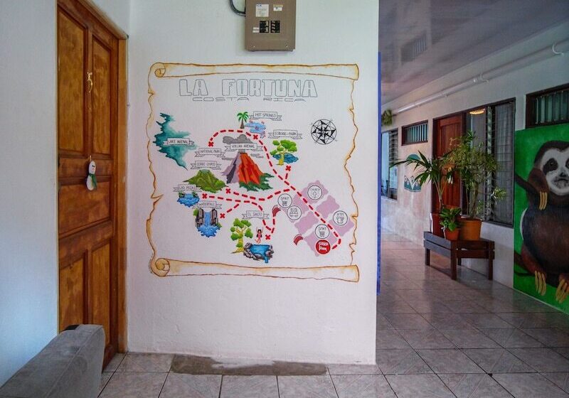 بنسيون Hostel Santafe